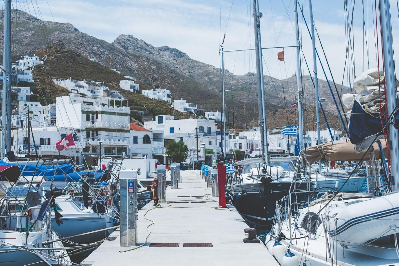Chill & Co. Serifos Livadi  Bagian luar foto